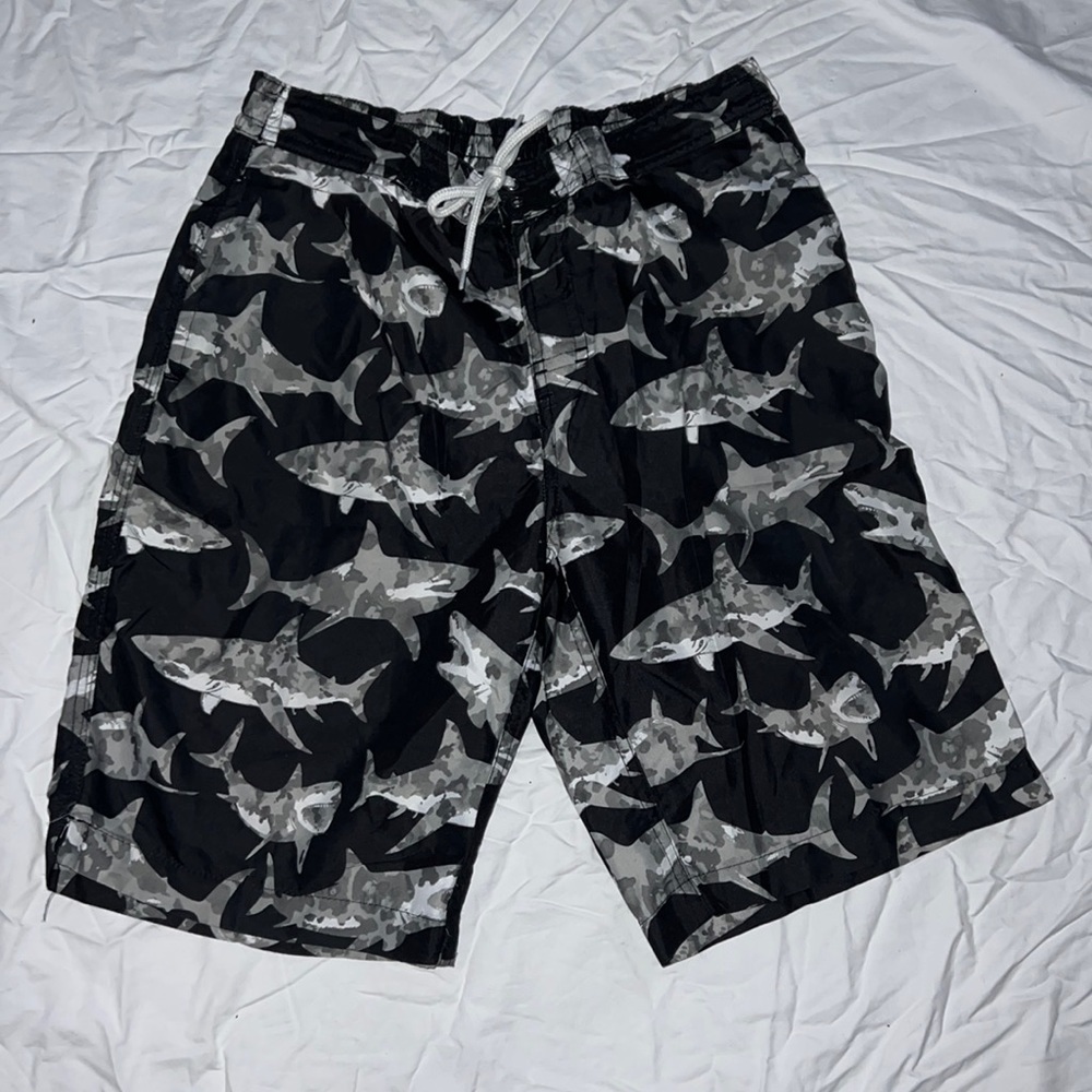 TRUNKS  surf & swim co camo SHARKS​